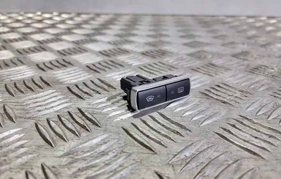 Ford Galaxy Windscreen/window heater switch 18K574AA 05092013