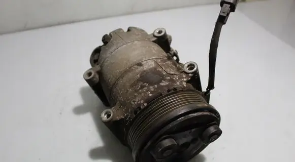 Ford Focus Air conditioning (A/C) compressor (pump) 3M5H19D629