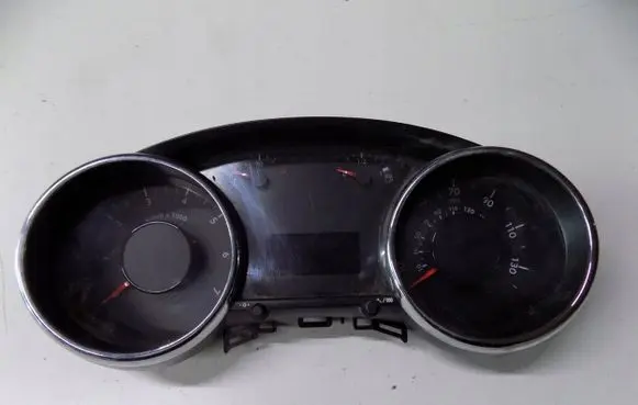 Peugeot 3008 I Speedometer (instrument cluster) 9666175080