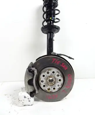 Volkswagen Tiguan Front wheel hub spindle knuckle 5Q0407257C