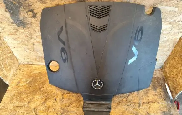 Mercedes-Benz ML W166 Engine cover (trim) A6420106767 4012065F