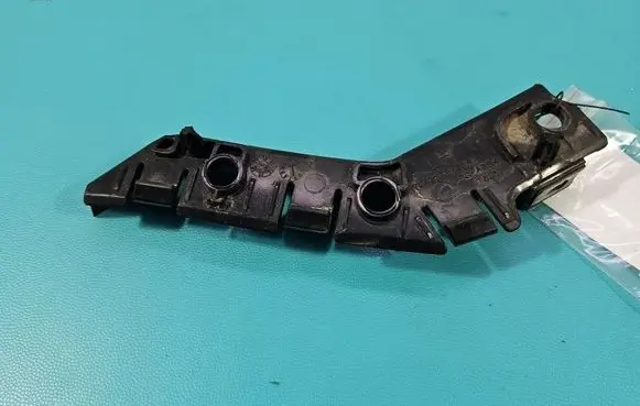 Land Rover Discovery Sport Front bumper mounting bracket FK7217E763AC IMPRK1552461