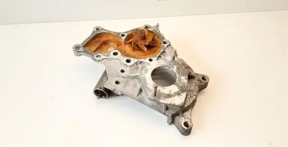 Toyota Avensis T250 Water pump