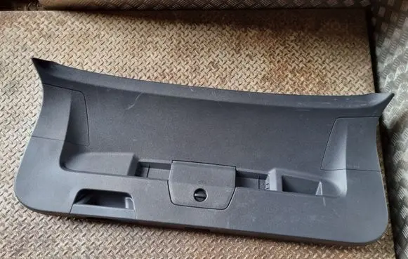 Volkswagen Tiguan Allspace Tailgate trim 5NN867601