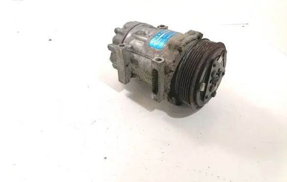 Volvo V50 Air conditioning (A/C) compressor (pump) 3M5H19D629HD