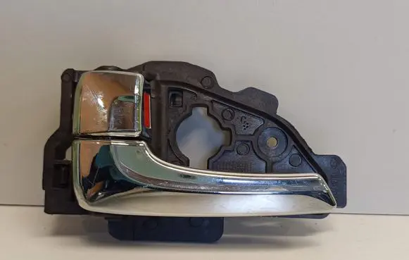 Hyundai ix35 Front door interior handle 826132S000