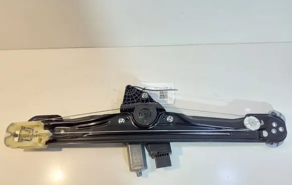 Citroen C3 Aircross Front door window regulator with motor 39137862 0130824078