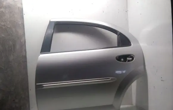 Chrysler Sebring (ST-22 - JR) Rear door