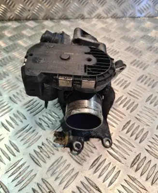 Renault Laguna III Throttle valve 8200330810 H8200330812