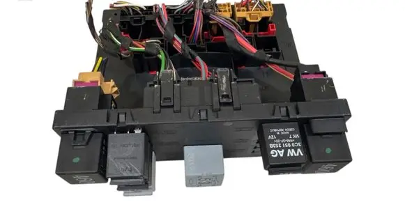 Volkswagen PASSAT B6 Comfort/convenience module 3C8937049AA