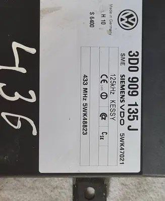 Volkswagen Touareg I Keyless (KESSY) go control unit/module 3D0909135J 5WK48823 5WK47021