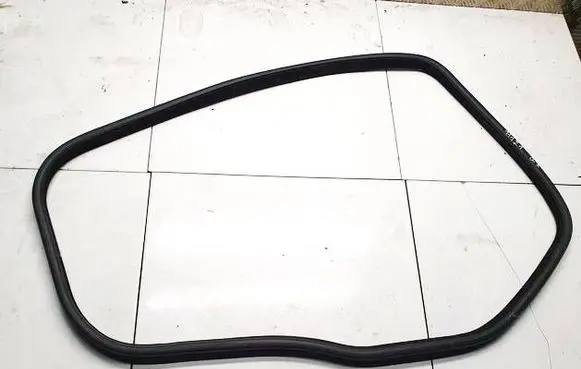 Land Rover Range Rover Evoque L538 Rubber seal rear door 
