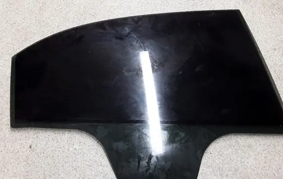 Fiat 500X Rear door window glass