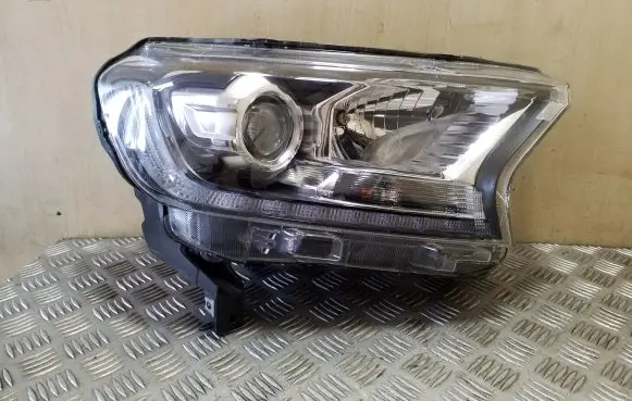 Ford Ranger Headlight/headlamp