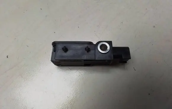 Mazda 6 Airbag deployment crash/impact sensor GJ6A57KC0 020524 23BV0BC4D662