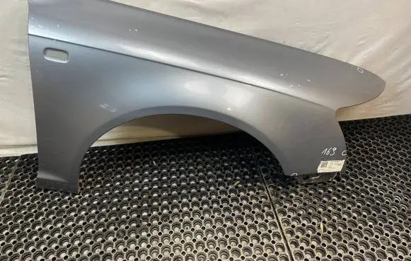 Audi A6 S6 C6 4F Fender 