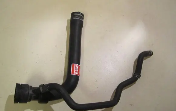 Audi A4 S4 B6 8E 8H Engine coolant pipe/hose 8E0121101 CZHT4