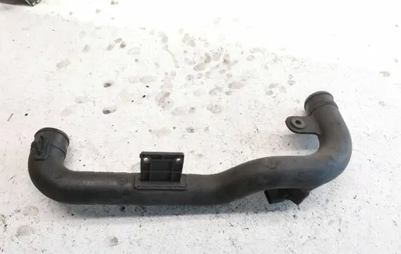 Intercooler hose/pipe