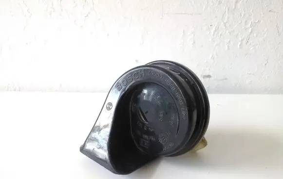 Citroen Xsara Picasso Horn signal 703881157