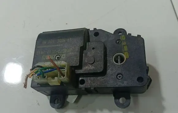 KIA Sorento Air flap motor/actuator H400730510