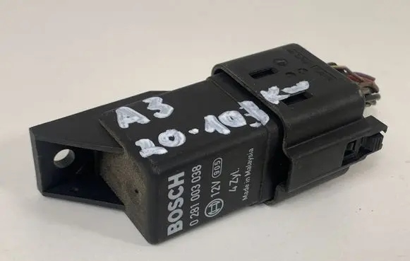 Audi A3 S3 A3 Sportback 8P Other relay 0281003038
