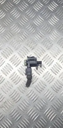 Audi A6 S6 C5 4B Turbo solenoid valve 1J0906283C 1J0973722