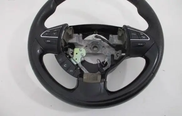 Peugeot 4008 Steering wheel 8602A032 8701A379