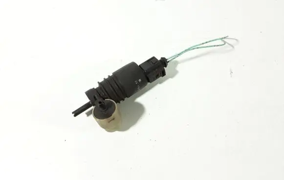 Mitsubishi Colt Windscreen/windshield washer pump 42121100 002005
