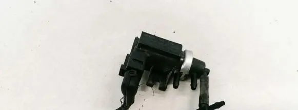Volkswagen Touareg I Turbo solenoid valve 1J0906627C 7.22903.03