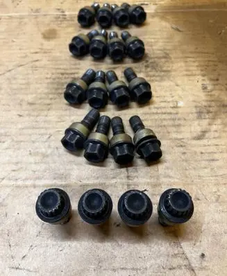 Porsche 911 991 Nuts/bolts M14X150
