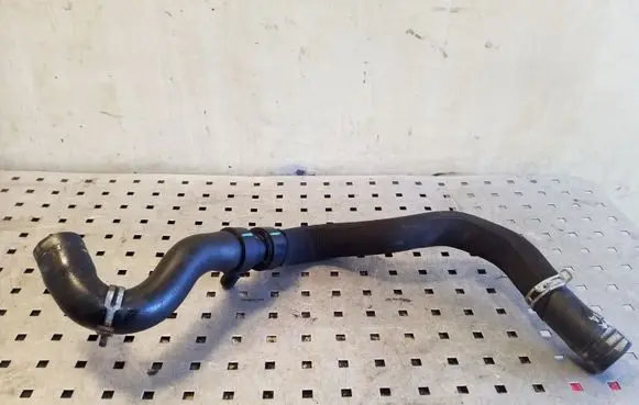 Peugeot 3008 I Engine coolant pipe/hose 9681779480