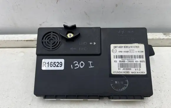 Hyundai i30 Central body control module 95400-2R000 97RA-012330