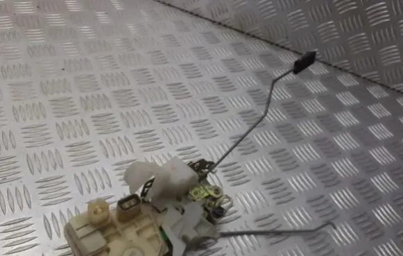 Honda Civic Front door lock