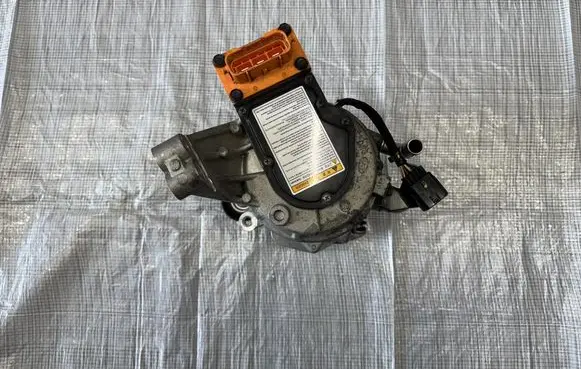 KIA Sorento IV Generator/alternator 37390-2M900