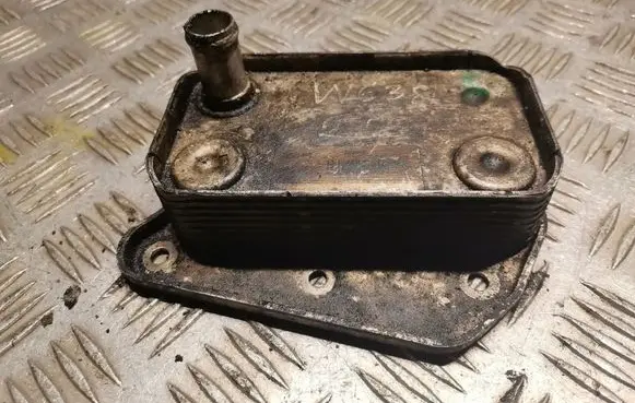 Mercedes-Benz Vito Viano W638 Gearbox / Transmission oil cooler 6111880301