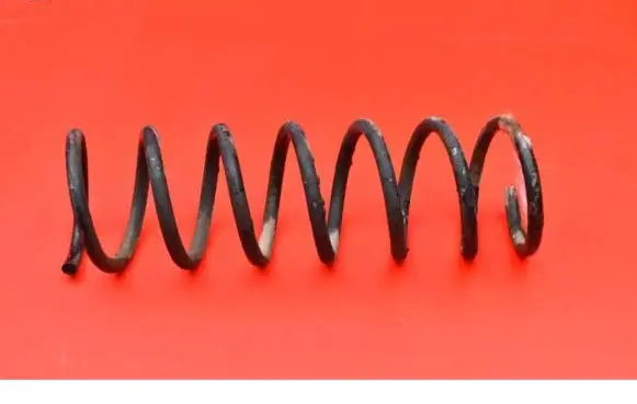 Mazda 3 I Rear coil spring