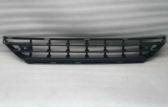 Volvo XC60 Front bumper lower grill 31323775