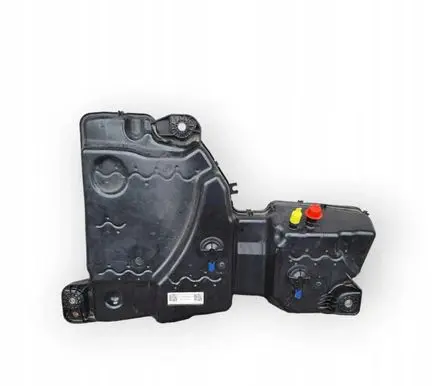 Volkswagen Tiguan AdBlue liquid reservoir B6ETEILE
