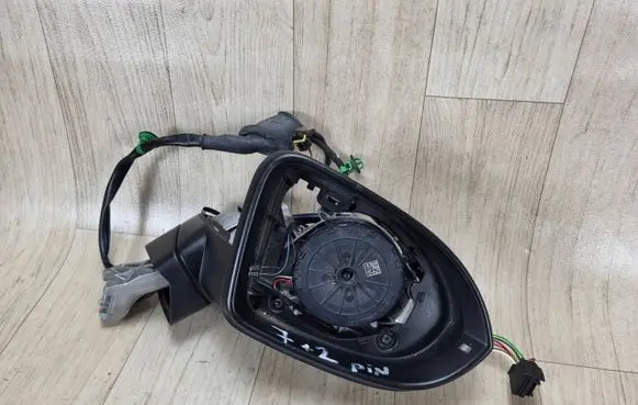 Volkswagen PASSAT B8 Front door electric wing mirror 3G0959578