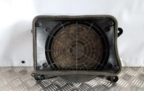 Audi A6 C7 Subwoofer speaker 4G5035412