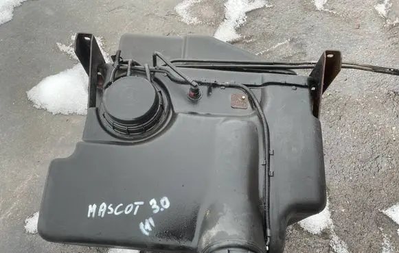 Renault Mascott Fuel tank 5010505678