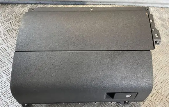 Volkswagen Touran II Glove box 1T1857101B