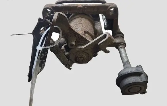 Opel Astra J Rear brake caliper