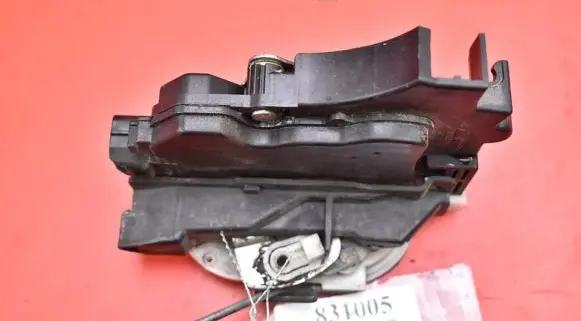 Mitsubishi Lancer Front door lock