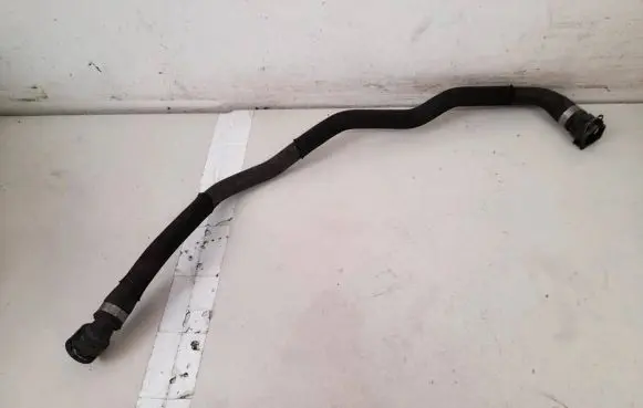BMW 5 GT F07 Engine coolant pipe/hose 11537800107