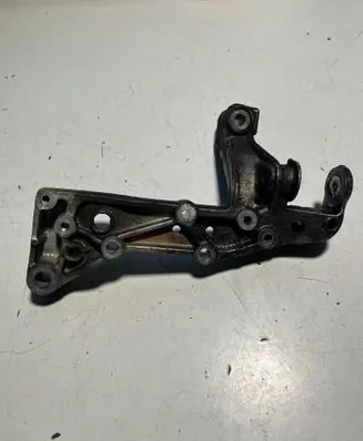 Volkswagen Touran II Front lower control arm/wishbone 1K0199296E