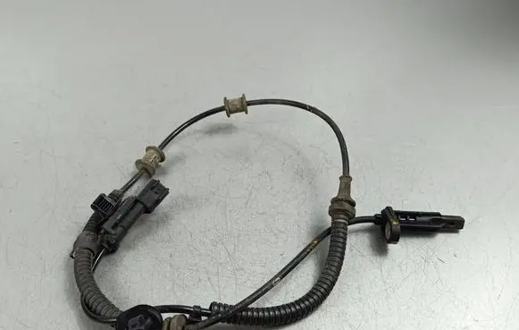 Jeep Grand Cherokee WL ABS brake wheel speed sensor 68347147AD