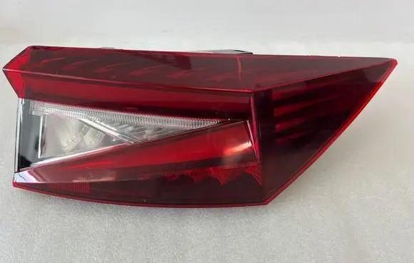 Skoda Enyaq iV Rear/tail lights 5LA945208A 00000673 2SD01478702