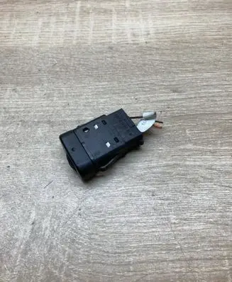 Volkswagen Crafter Headlight level height control switch 9065440131