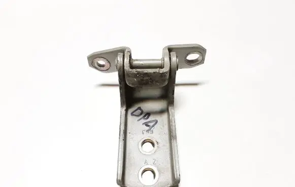 Suzuki Grand Vitara II Front door lower hinge 63J